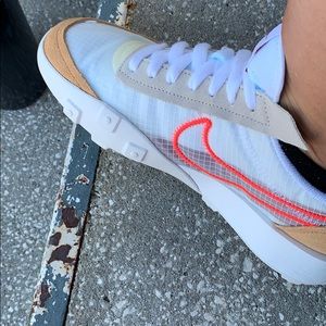 Meet your Posher, Tasha